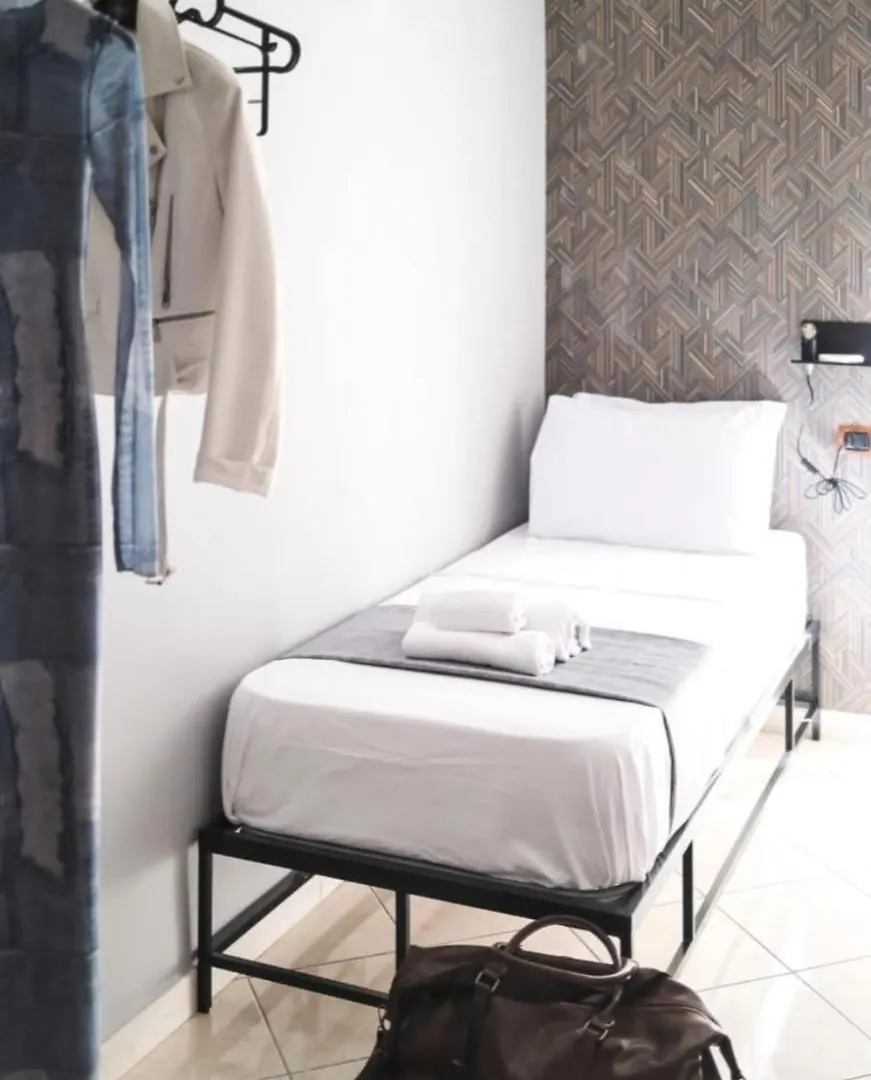 Toledo Triple Room Naples