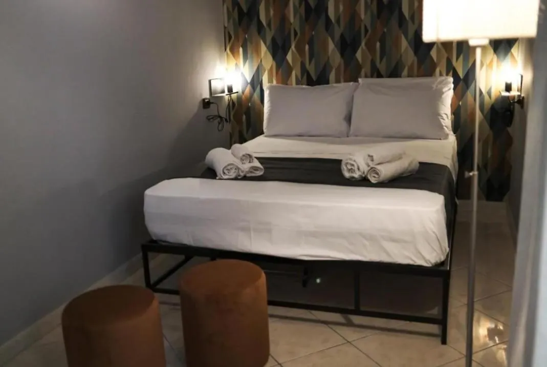 Toledo Triple Room Naples Apartment