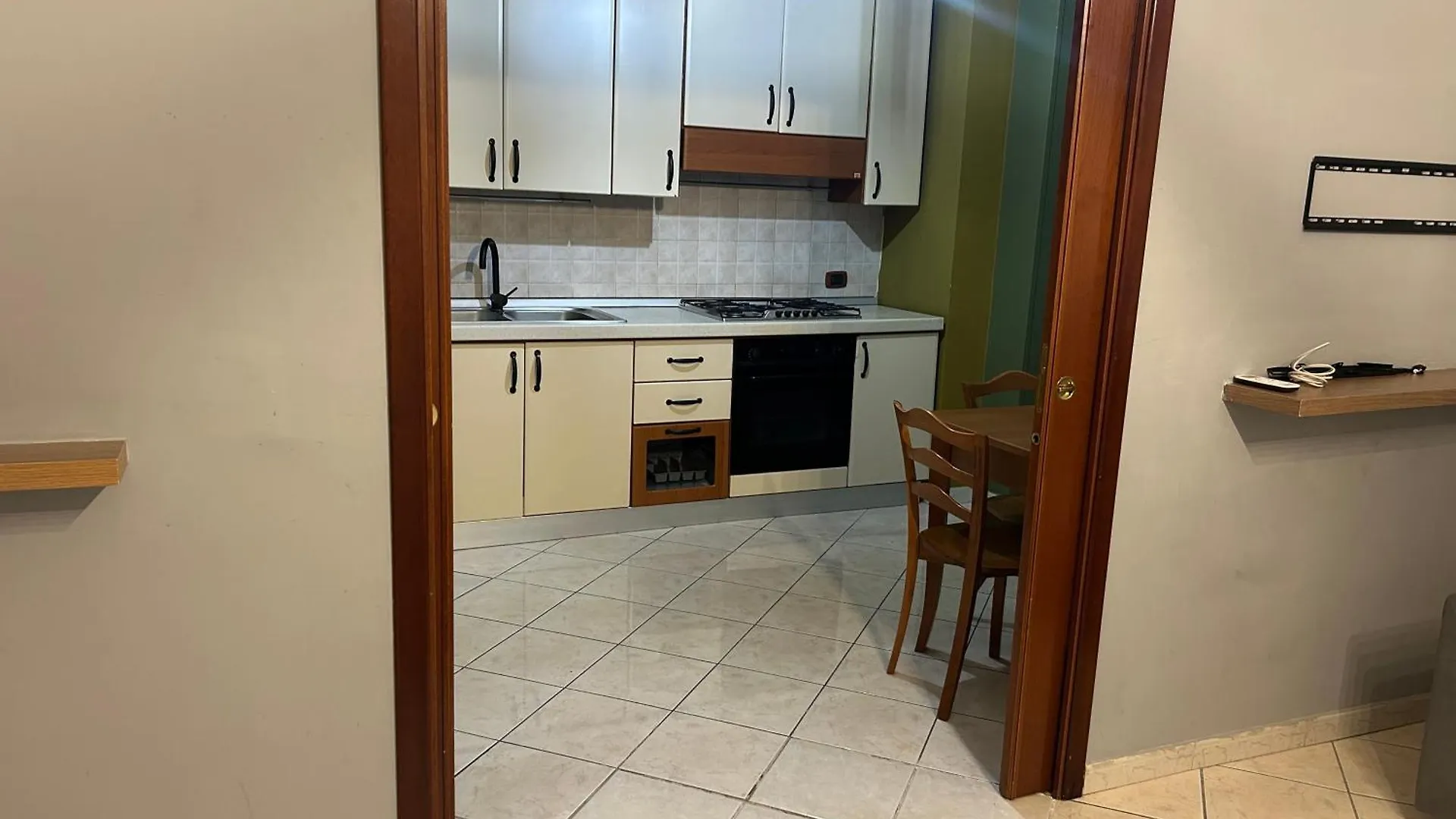 Toledo Triple Room Naples Apartment