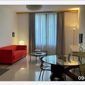 Corso Novara 5 Design Apartament