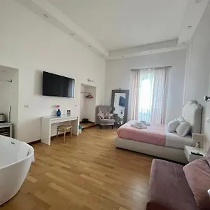 Caracciolo Beb Panzió